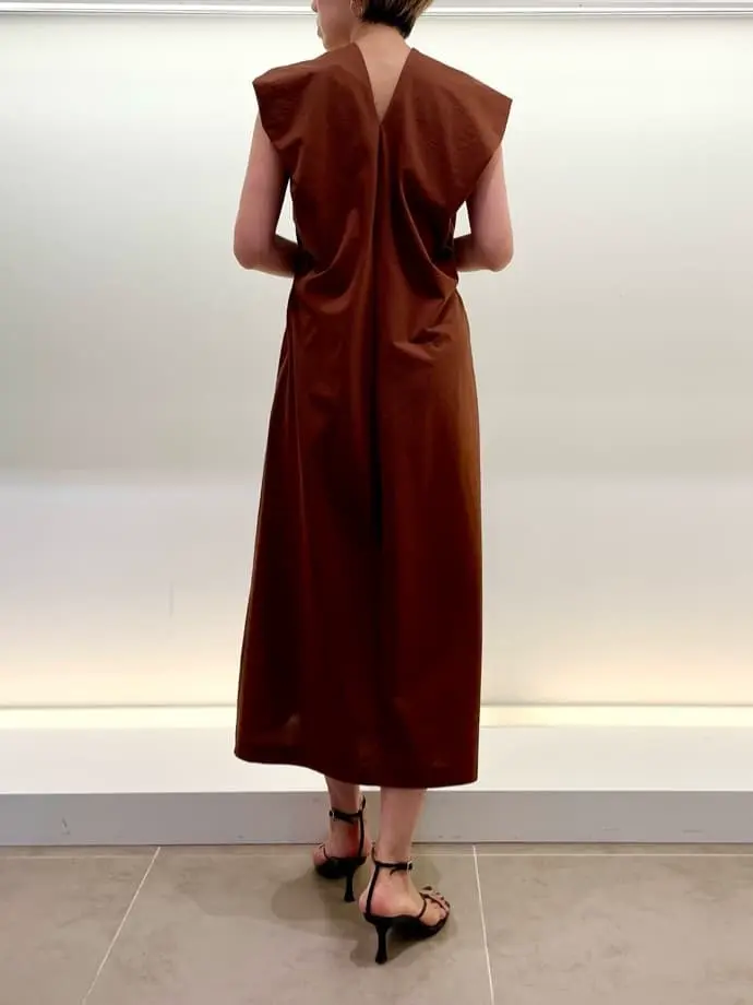 BEIGE， 柴田 コーディネート画像