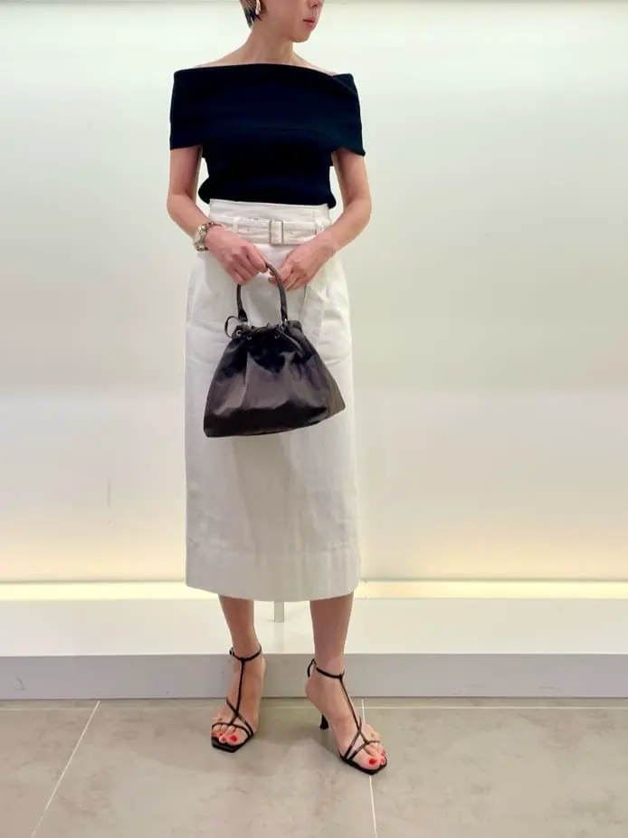 BEIGE， 柴田 コーディネート画像