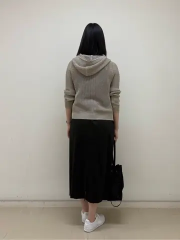 BEIGE， スタッフ コーディネート画像