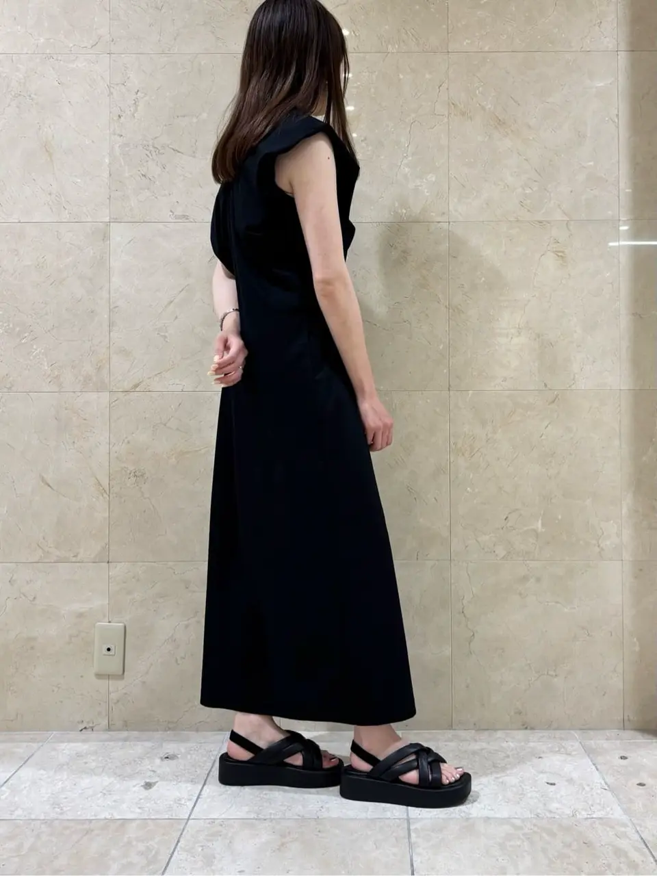 BEIGE， スタッフ コーディネート画像