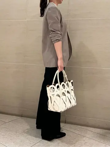 BEIGE， スタッフ コーディネート画像