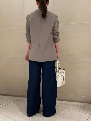 BEIGE， スタッフ コーディネート画像