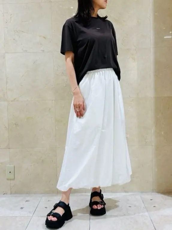 BEIGE， スタッフ コーディネート画像