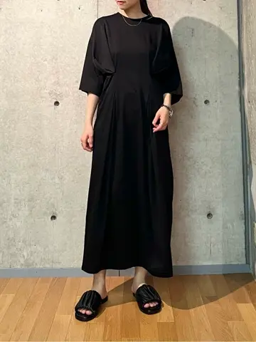 BEIGE， R.A コーディネート画像