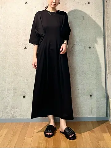 BEIGE， R.A コーディネート画像