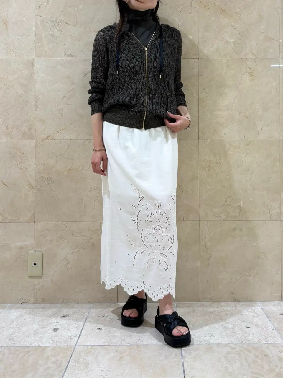 BEIGE， スタッフ コーディネート画像