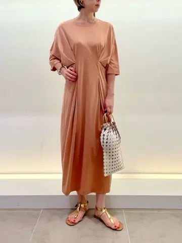 BEIGE， 柴田 コーディネート画像