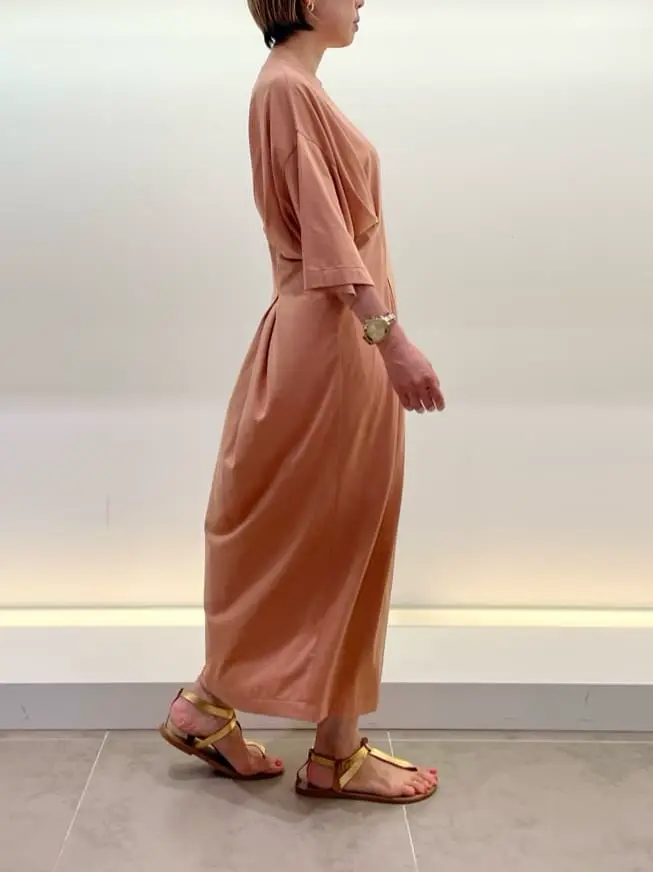 BEIGE， 柴田 コーディネート画像