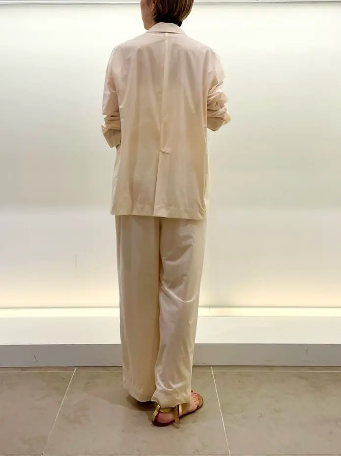 BEIGE， 柴田 コーディネート画像