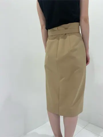 BEIGE， 小泉 コーディネート画像