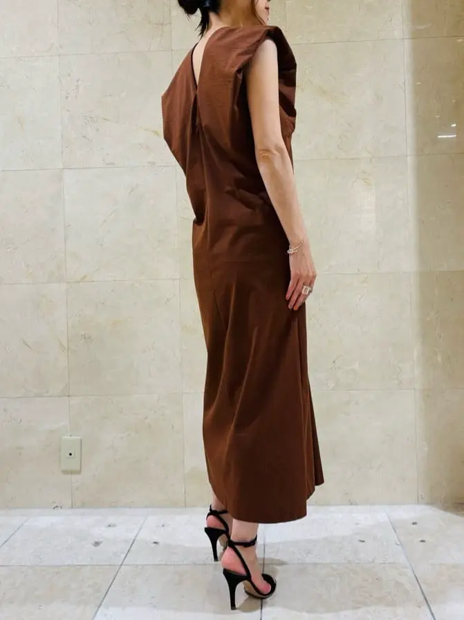 BEIGE， スタッフ コーディネート画像