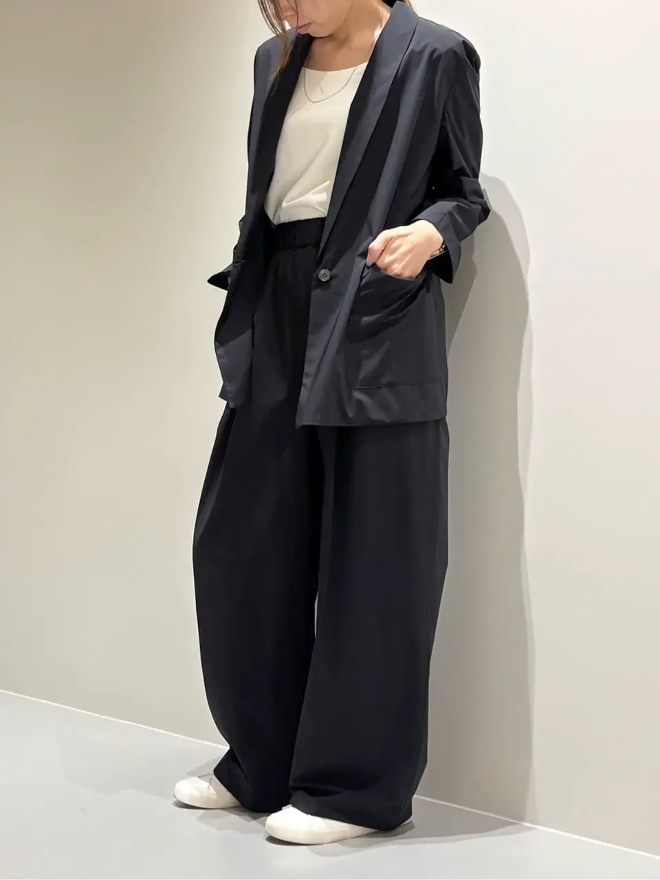 BEIGE， Adachi コーディネート画像