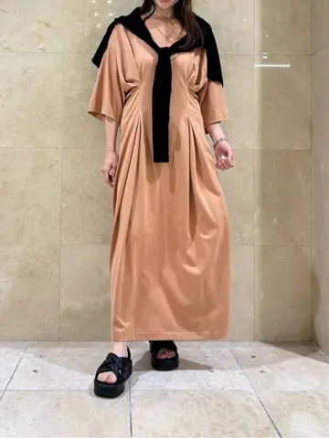 BEIGE， スタッフ コーディネート画像