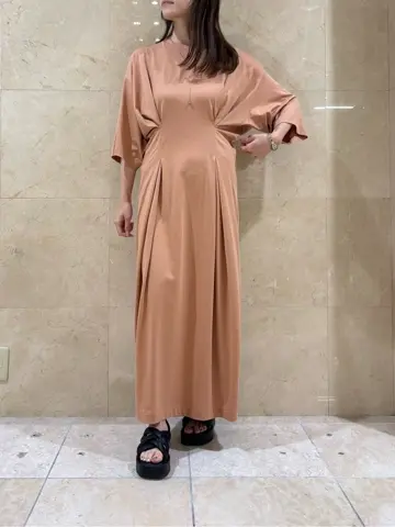 BEIGE， スタッフ コーディネート画像