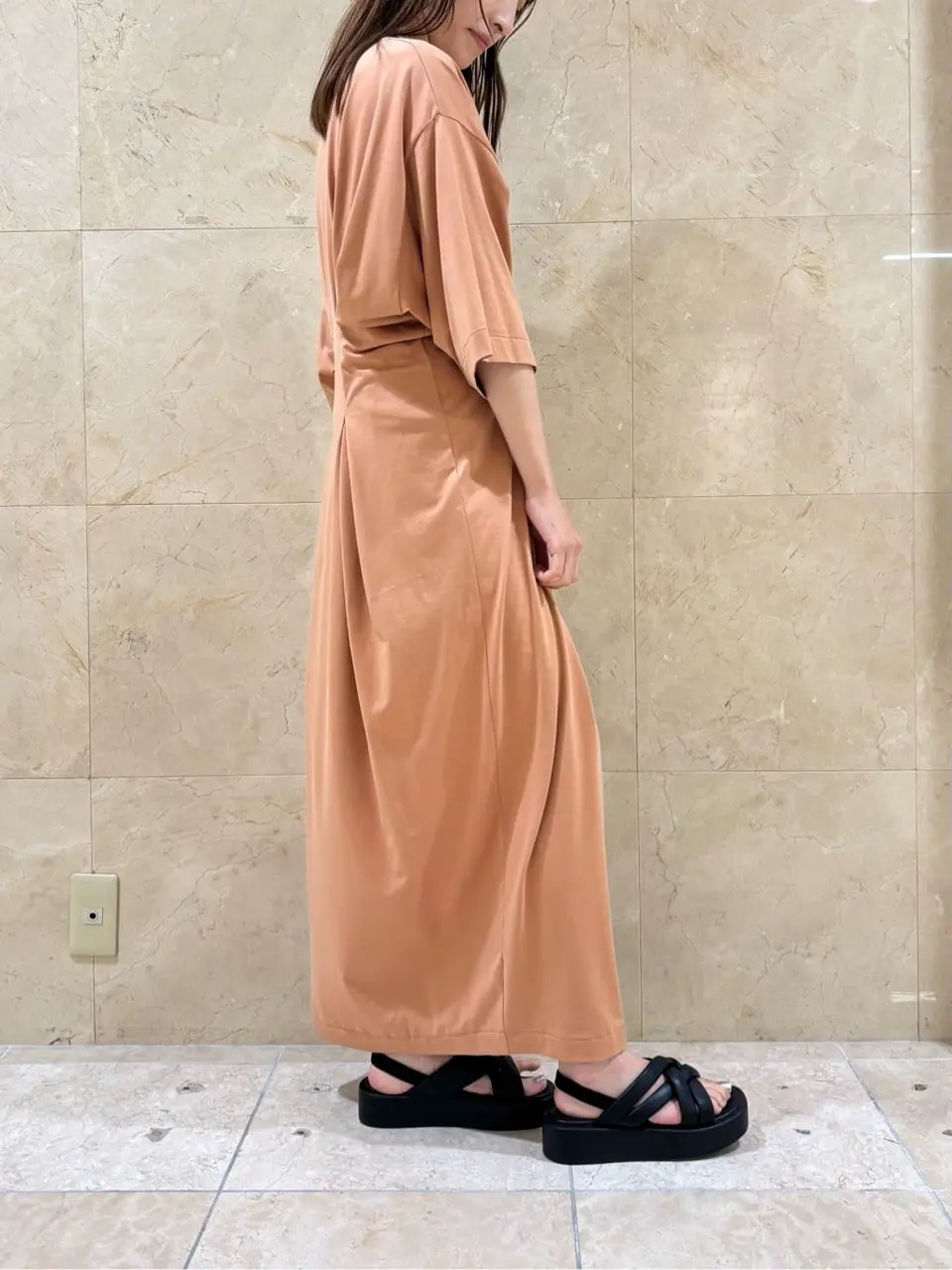 BEIGE， スタッフ コーディネート画像