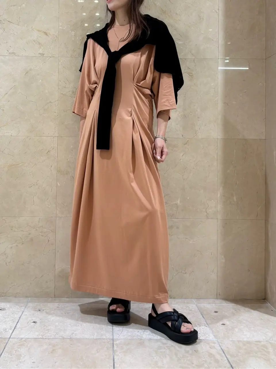 BEIGE， スタッフ コーディネート画像