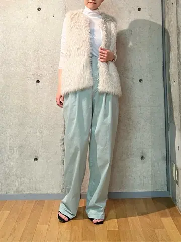 BEIGE， R.A コーディネート画像