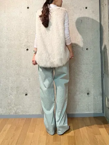 BEIGE， R.A コーディネート画像