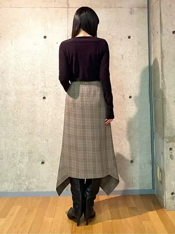 BEIGE， R.A コーディネート画像