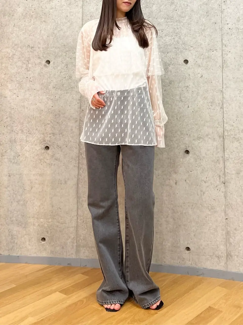 BEIGE， R.A コーディネート画像