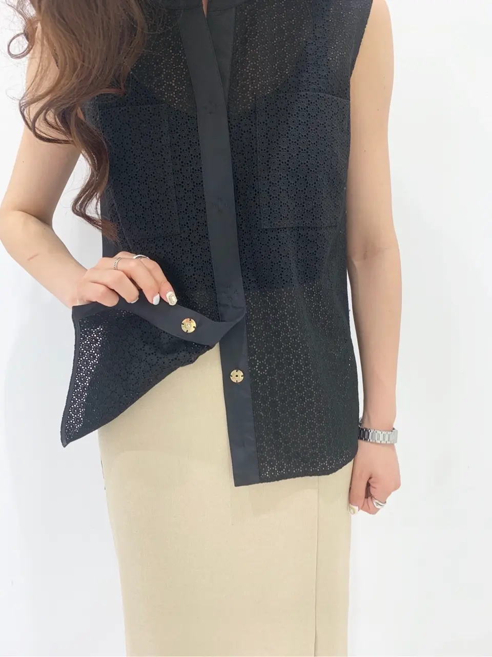 BEIGE， アライ コーディネート画像