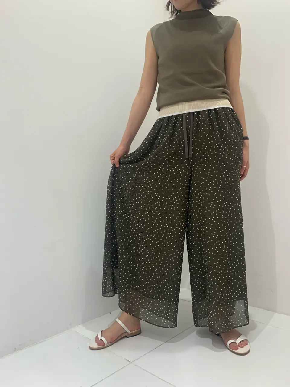 BEIGE， R.A コーディネート画像