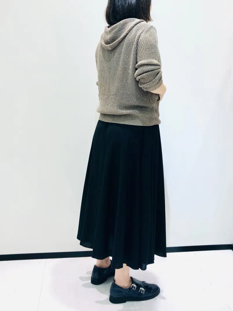 BEIGE， 藤木 コーディネート画像