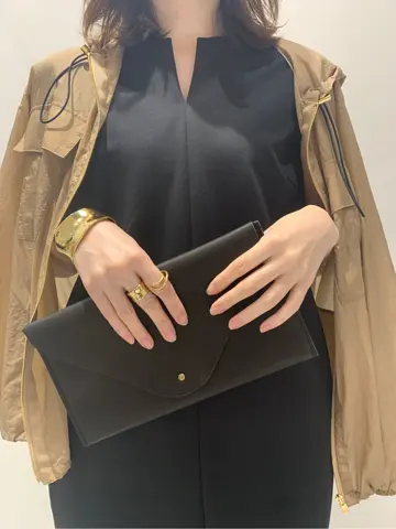 BEIGE， 小泉 コーディネート画像