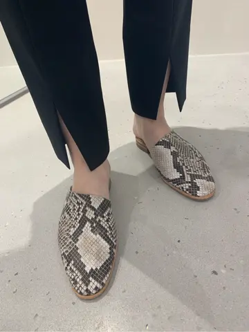 BEIGE， 小泉 コーディネート画像