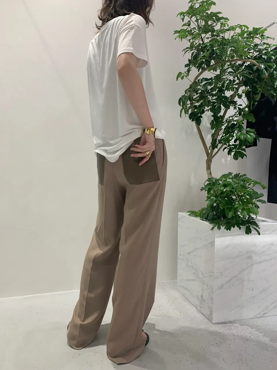 BEIGE， 小泉 コーディネート画像