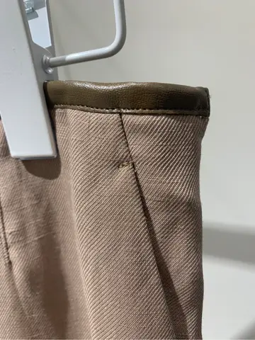 BEIGE， 小泉 コーディネート画像