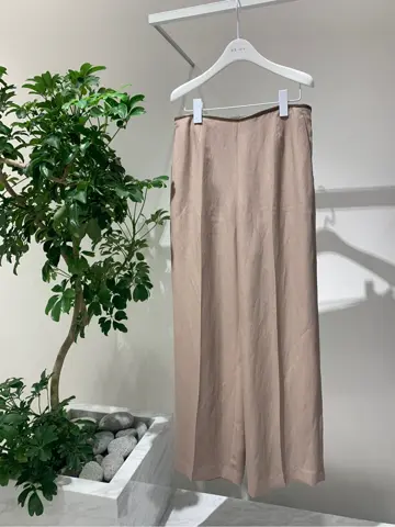 BEIGE， 小泉 コーディネート画像