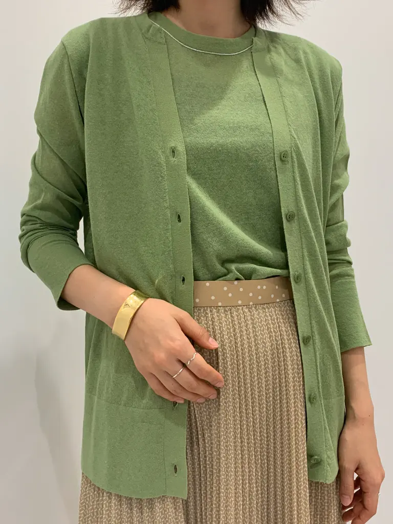 BEIGE， R.A コーディネート画像