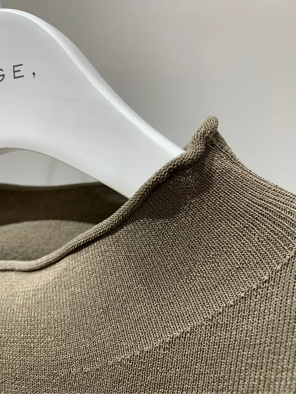 BEIGE， 小泉 コーディネート画像