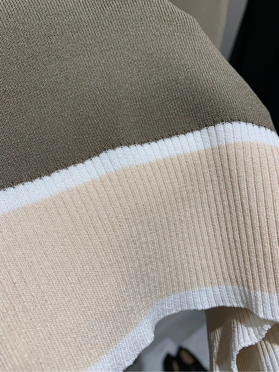 BEIGE， 小泉 コーディネート画像