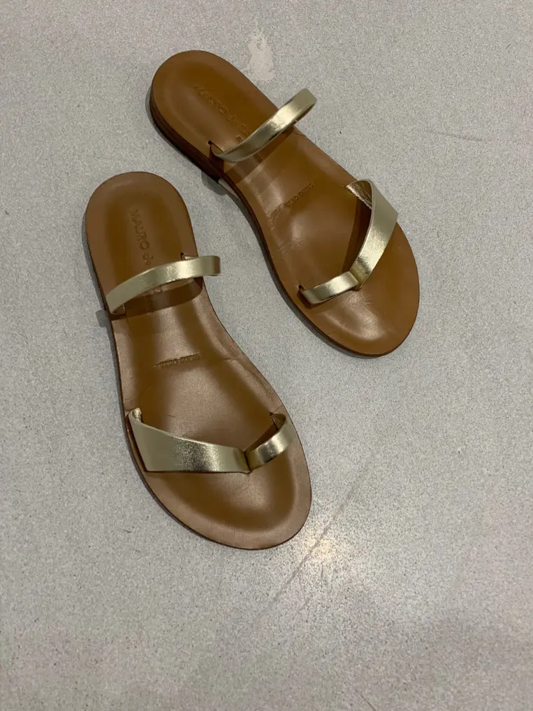 BEIGE， 小泉 コーディネート画像