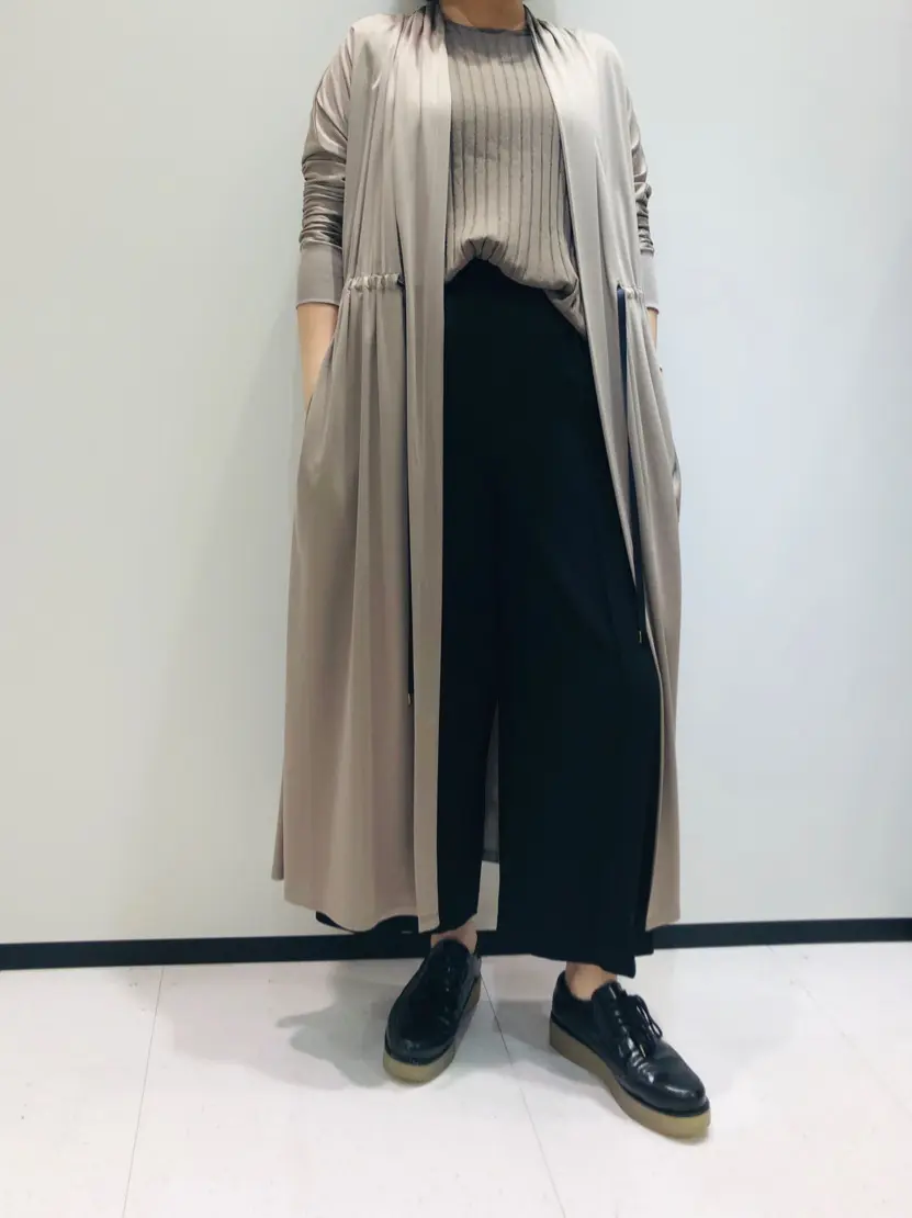 BEIGE， 藤木 コーディネート画像