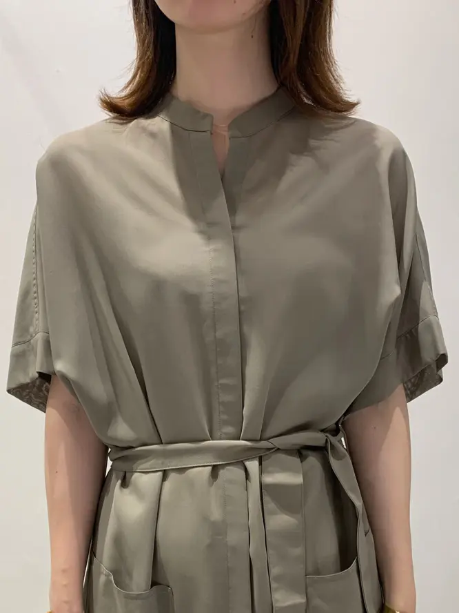 BEIGE， 小泉 コーディネート画像