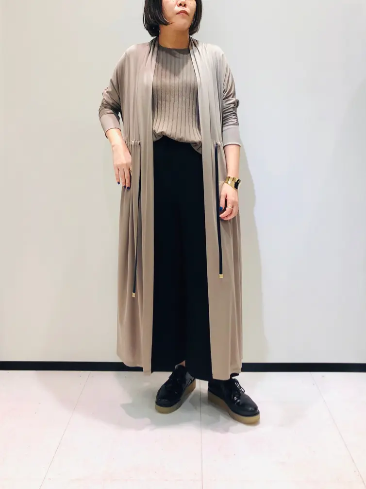 BEIGE， 藤木 コーディネート画像