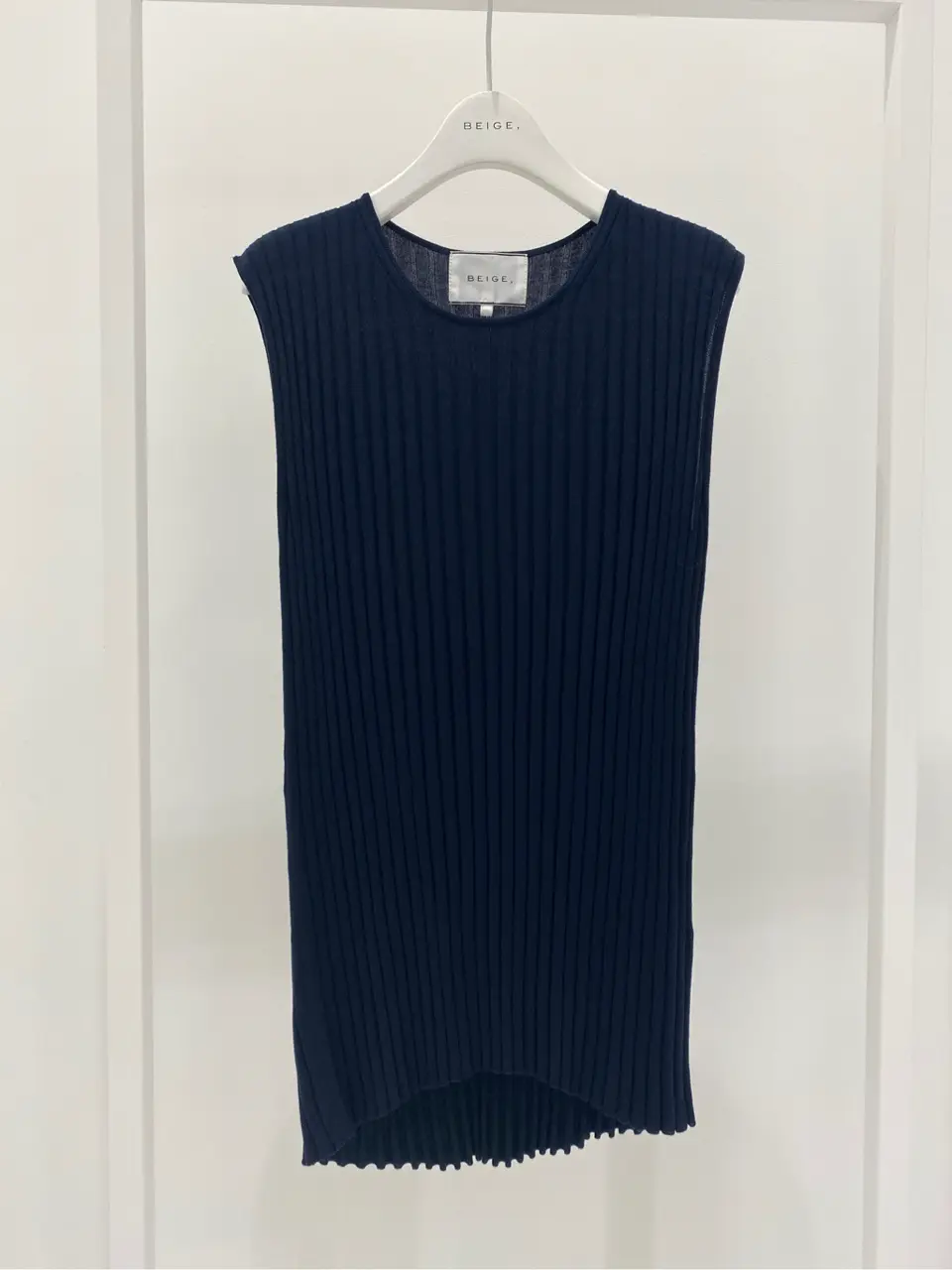 BEIGE， R.A コーディネート画像