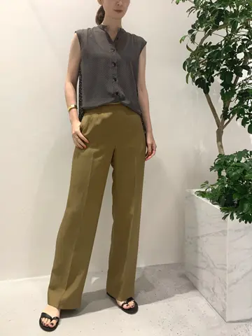 BEIGE， 小泉 コーディネート画像