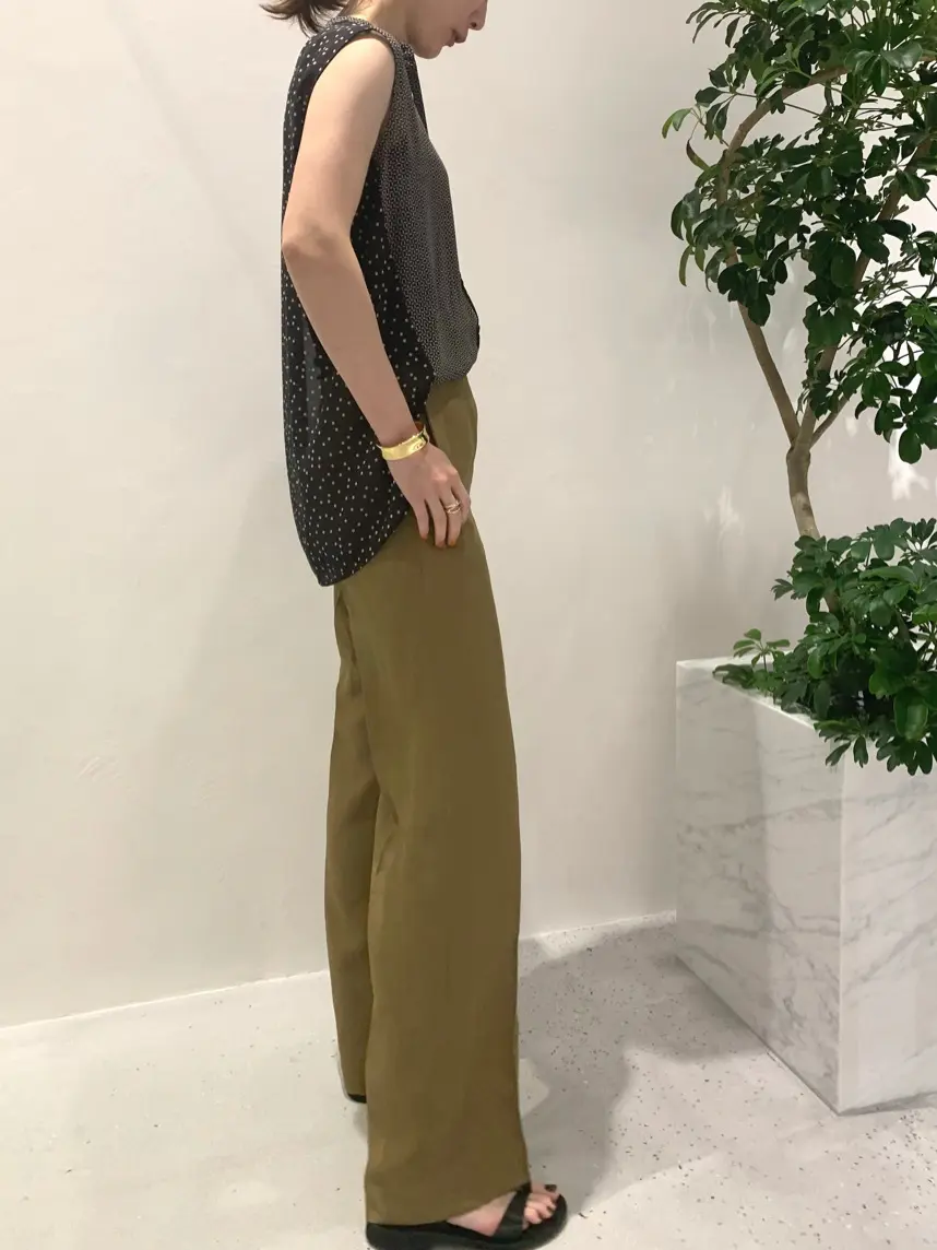 BEIGE， 小泉 コーディネート画像