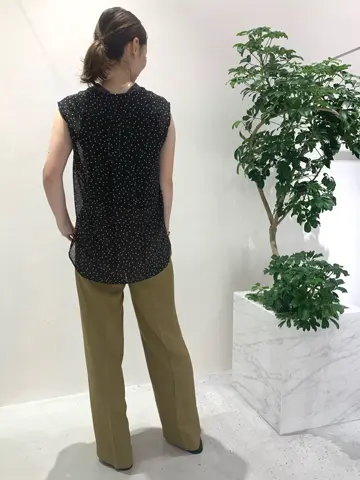 BEIGE， 小泉 コーディネート画像