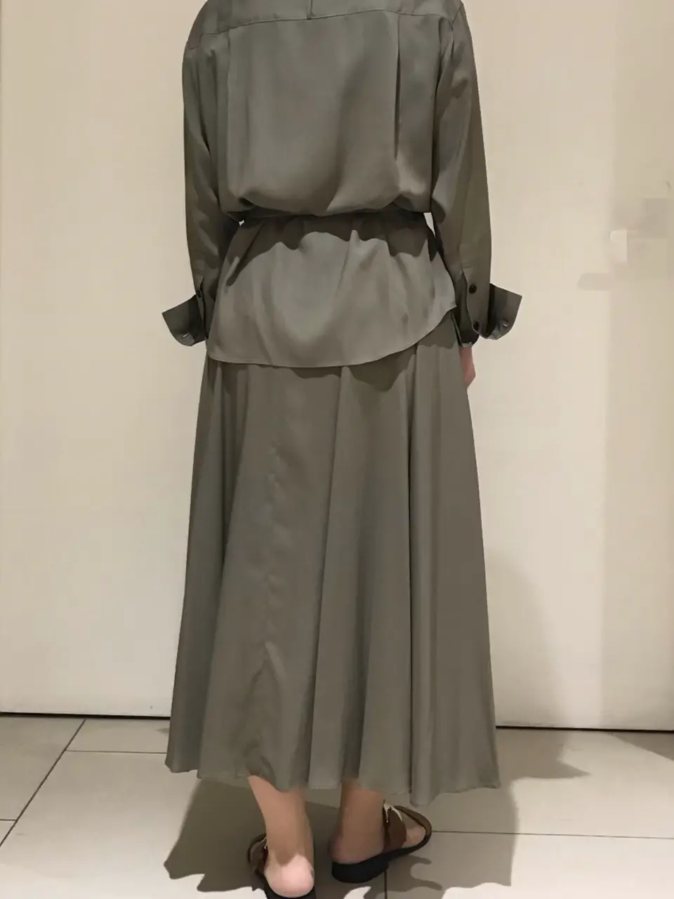 BEIGE， スタッフ コーディネート画像