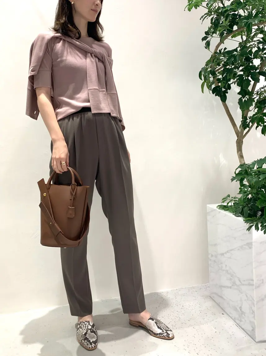 BEIGE， 小泉 コーディネート画像