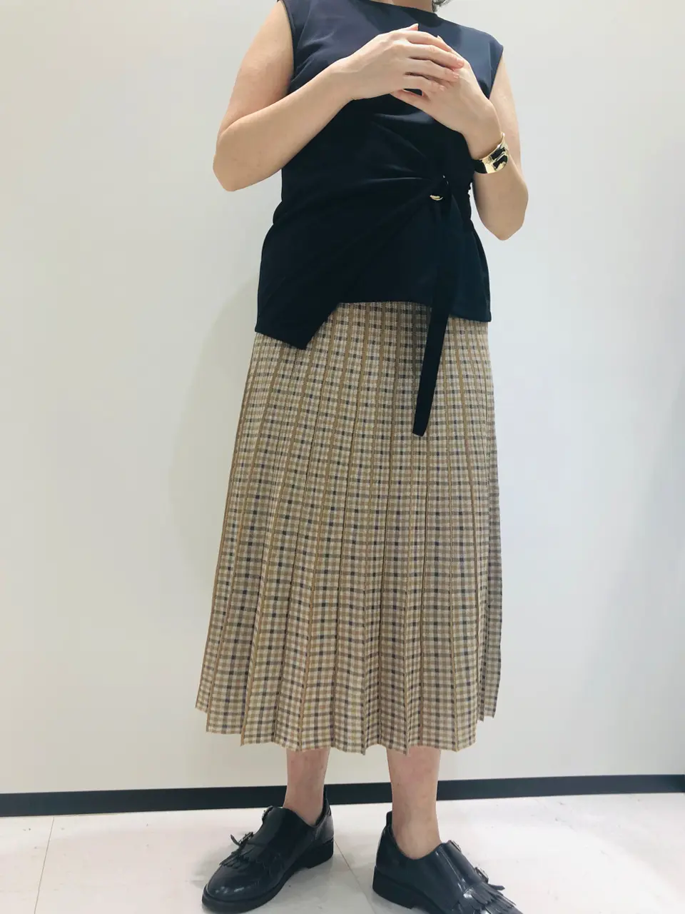 BEIGE， 藤木 コーディネート画像