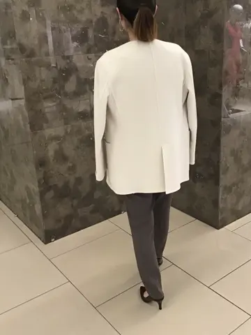 BEIGE， 宮坂 コーディネート画像