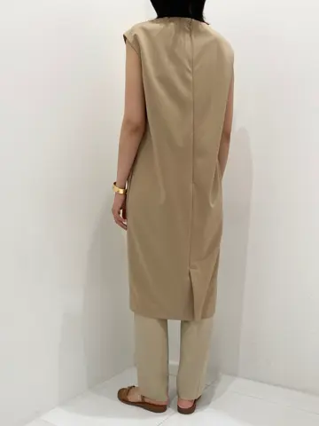 BEIGE， R.A コーディネート画像