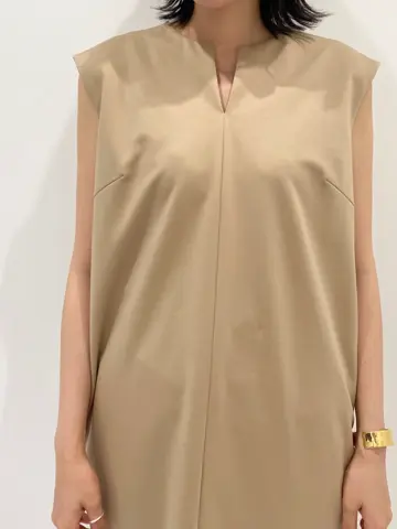 BEIGE， R.A コーディネート画像