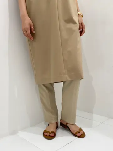 BEIGE， R.A コーディネート画像